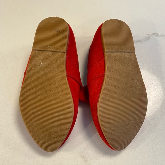 Red Faux Suede Dress Shoes - Picture 5 of 6